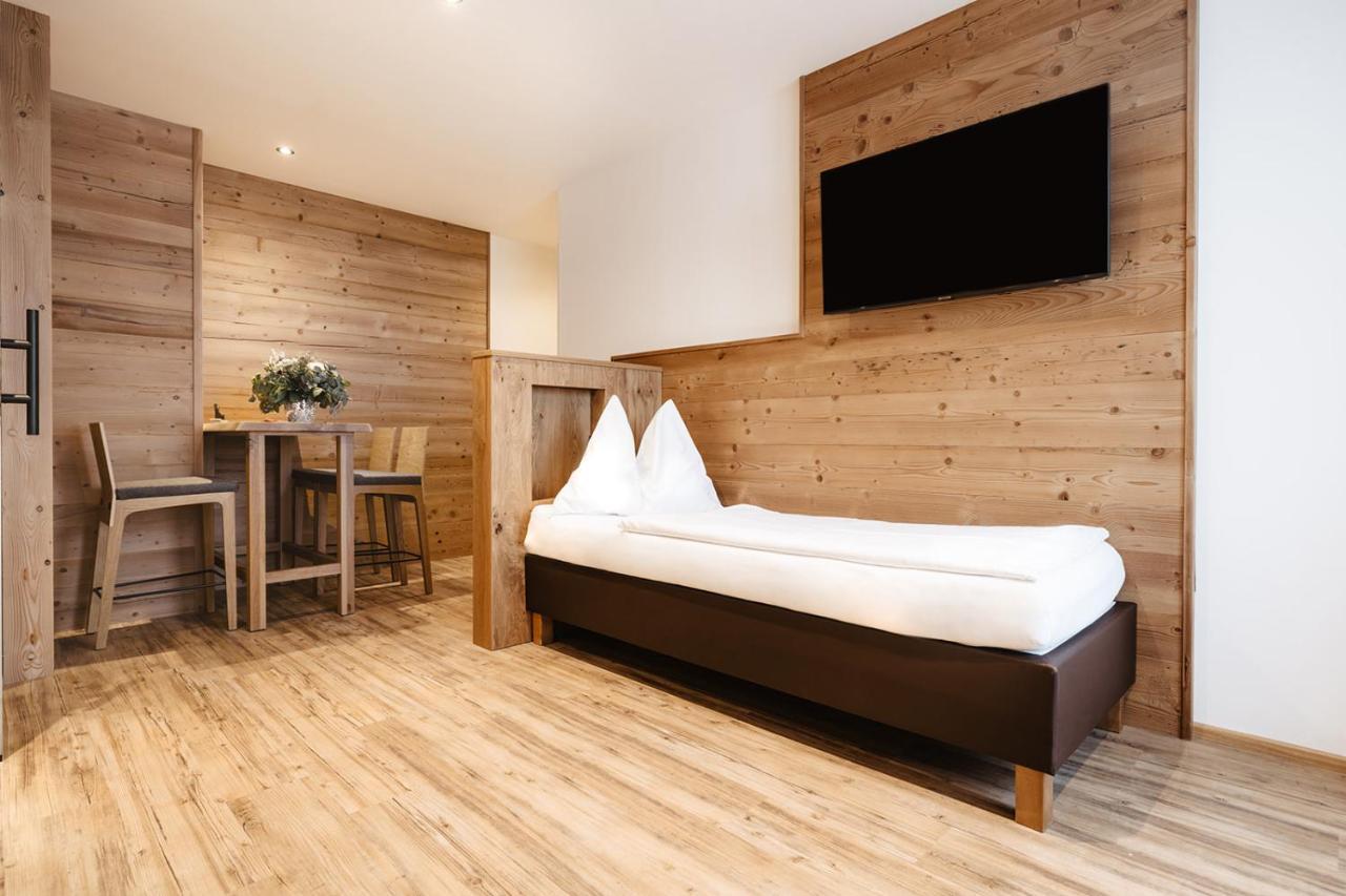 Embacher Sporthotel Esterno foto